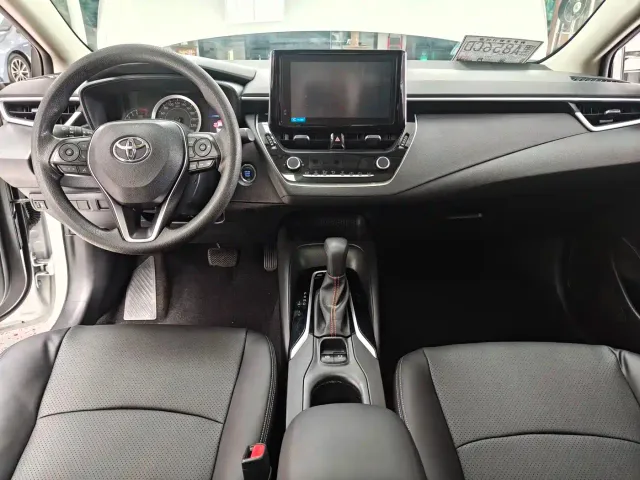 Toyota Corolla — Фото автомобиля 12