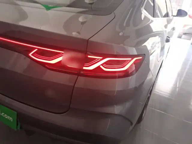 BYD Qin L — Фото автомобиля 7