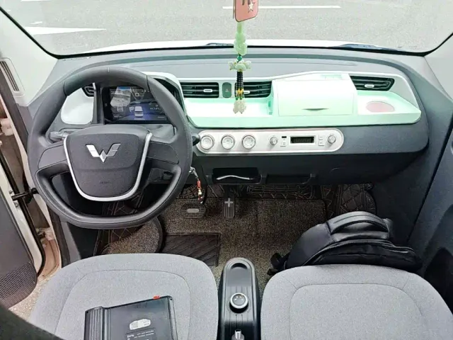 Wuling Hongguang Mini EV — Фото автомобиля 9