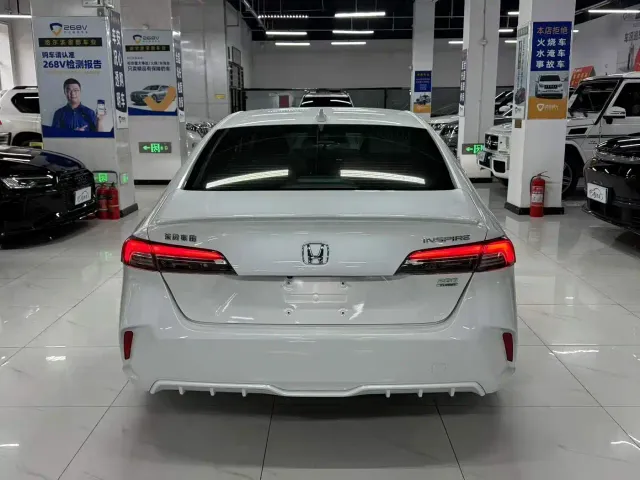 Honda Inspire — Фото автомобиля 5