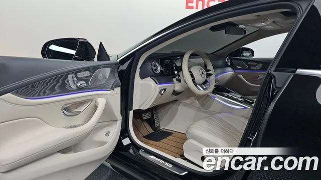 Mercedes-Benz AMG GT 4 двери 43 4MATIC+ — Фото автомобиля 10