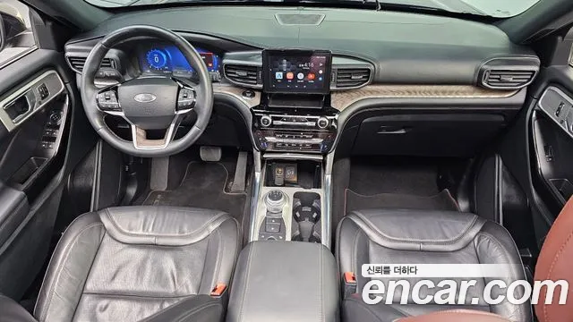 Ford Explorer Generation 6 — Фото автомобиля 7