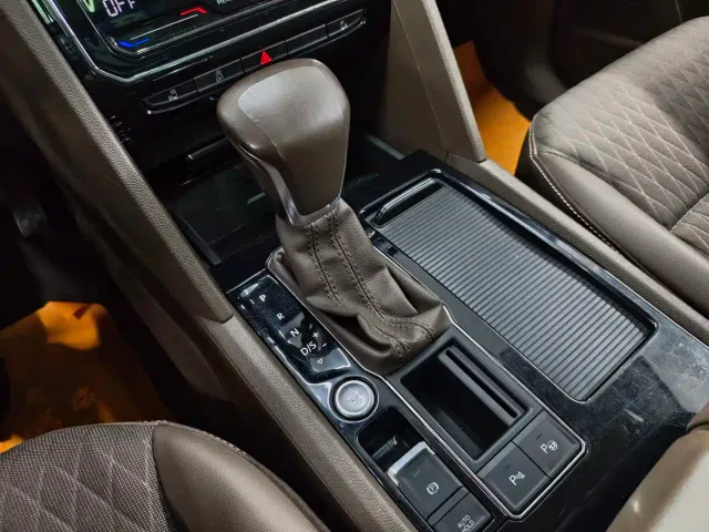 Volkswagen Viloran 2020 330TSI Business Edition — Фото автомобиля 14