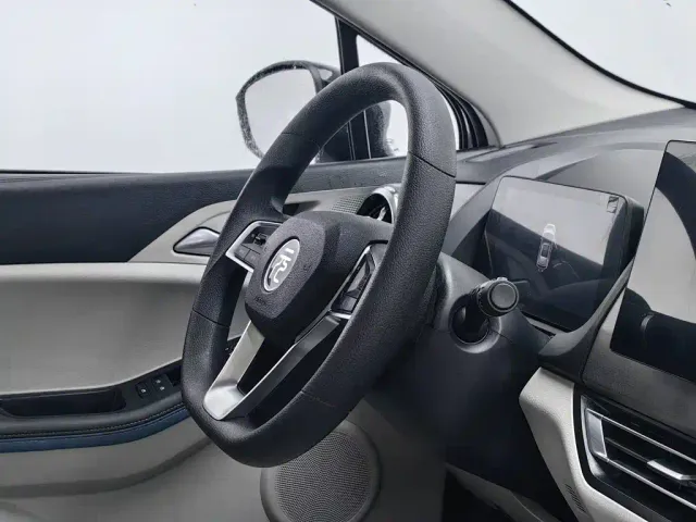 BYD Yuan Pro — Фото автомобиля 22