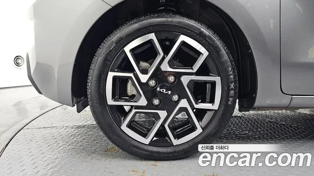 Kia RAY Новый Kia Ray Signature — Фото автомобиля 5