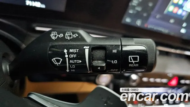 Kia Carnival Generation 4 — Фото автомобиля 17
