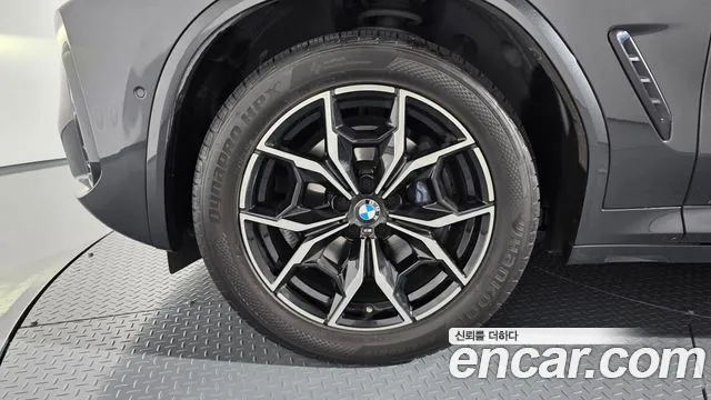BMW X4 — Фото автомобиля 5