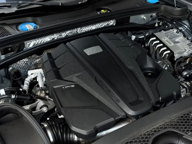 Porsche Macan — Фото автомобиля 14