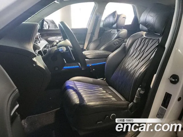 Genesis GV70 — Фото автомобиля 7