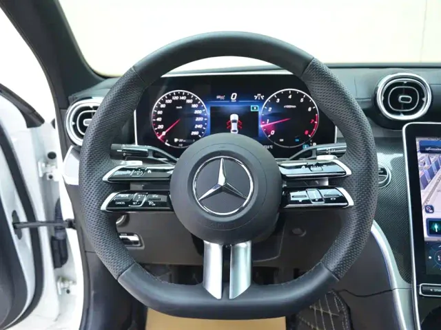 Mercedes-Benz C-Class — Фото автомобиля 8