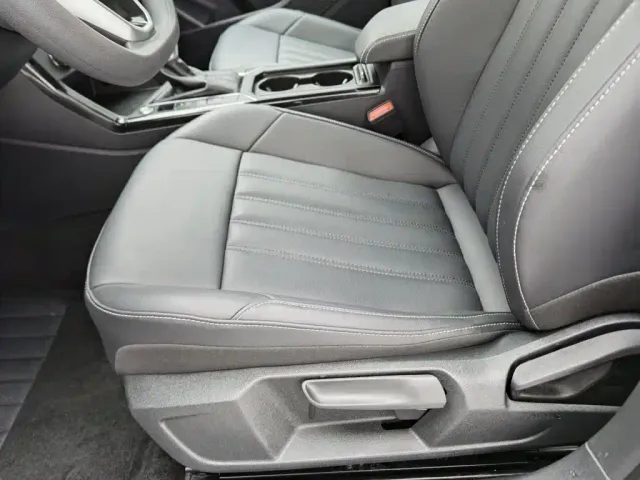 Volkswagen Passat — Фото автомобиля 20