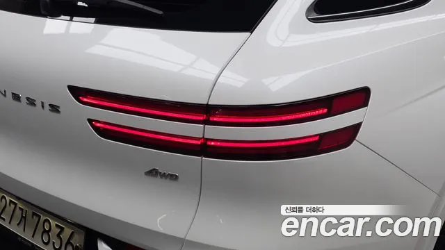 Genesis GV70 — Фото автомобиля 8