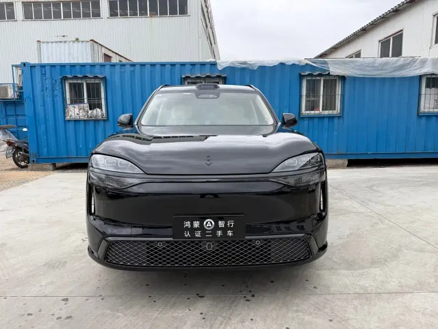 Aito M9 — Фото автомобиля 2