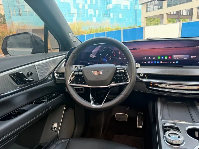 Cadillac XT5 — Фото автомобиля 7