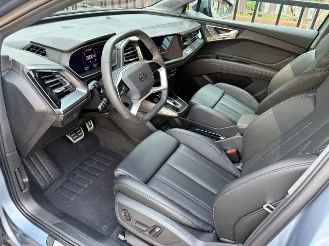 Audi Q4 e-tron — Фото автомобиля 7