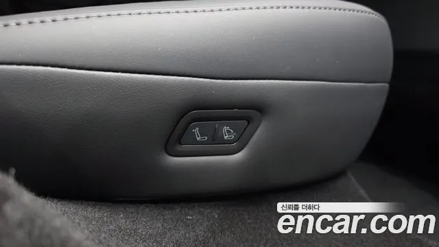 Tesla Model Y Модель Y — Фото автомобиля 4