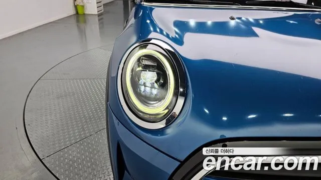 Mini Cooper Cooper 5 дверей Classic Plus — Фото автомобиля 8