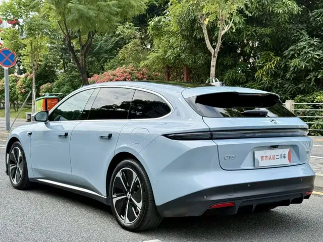 Nio ET5 Touring — Фото автомобиля 8