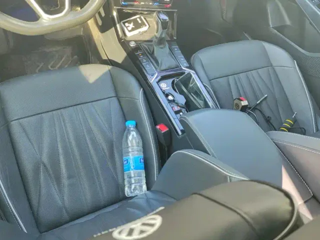 Volkswagen Passat — Фото автомобиля 16