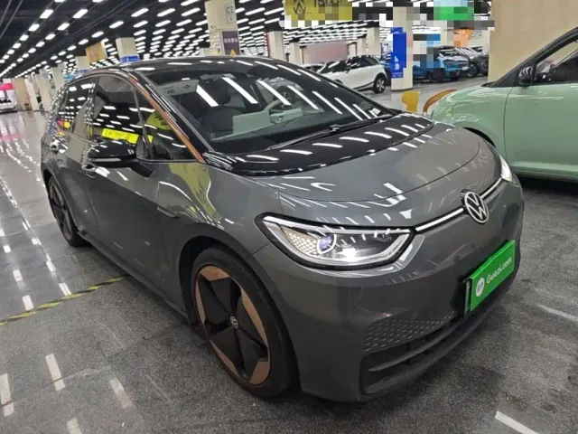 Volkswagen ID.3 — Фото автомобиля 3