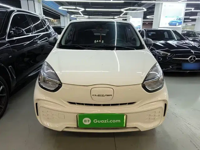 Roewe Clever — Фото автомобиля 2