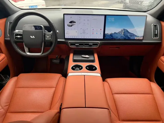 Li Auto L7 — Фото автомобиля 5