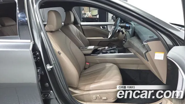 Kia K8 Hybrid — Фото автомобиля 17