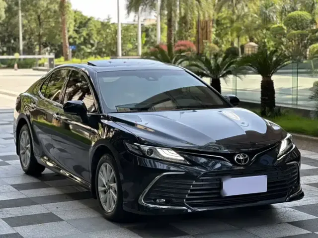 Toyota Camry 2021 2.0G Luxury Edition — Фото автомобиля 12