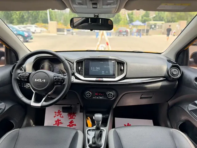 Kia KX1 — Фото автомобиля 9