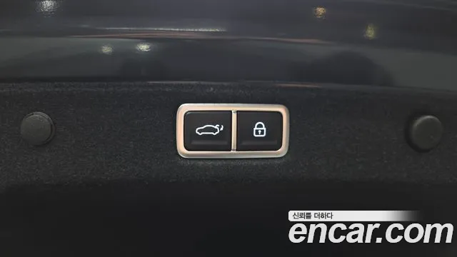 Hyundai Grandeur GN7 — Фото автомобиля 30
