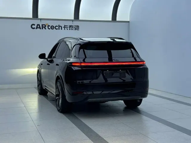 Li Auto L7 — Фото автомобиля 5