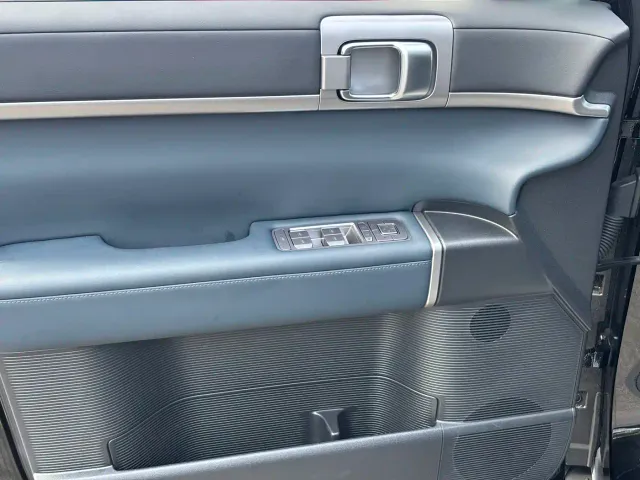 BYD FangChengBao Titanium 7 — Фото автомобиля 19