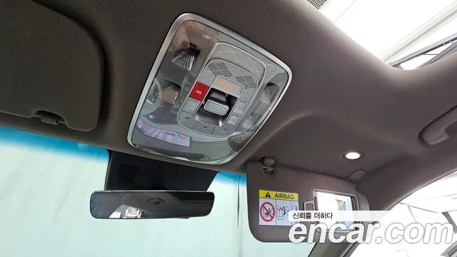 Genesis GV70 — Фото автомобиля 27