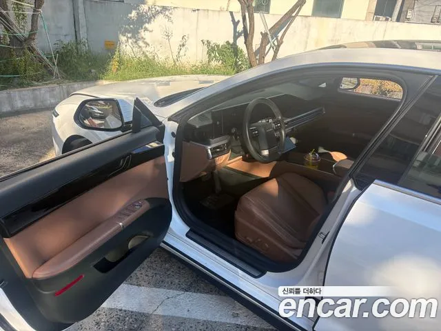 Hyundai Grandeur GN7 — Фото автомобиля 3