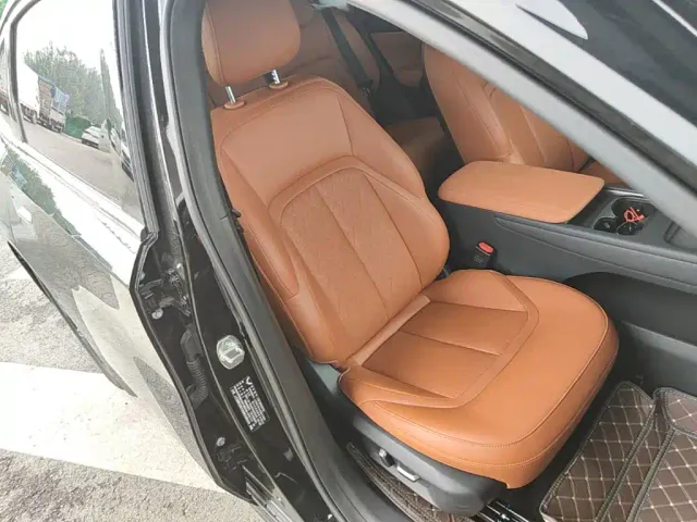 Wuling Starlight — Фото автомобиля 24