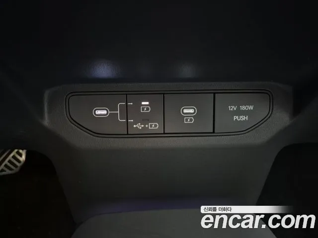 Kia EV3 — Фото автомобиля 14
