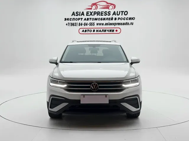 Volkswagen Tiguan L — Фото автомобиля 2