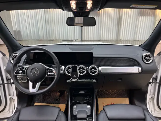 Mercedes-Benz GLB-Class — Фото автомобиля 13