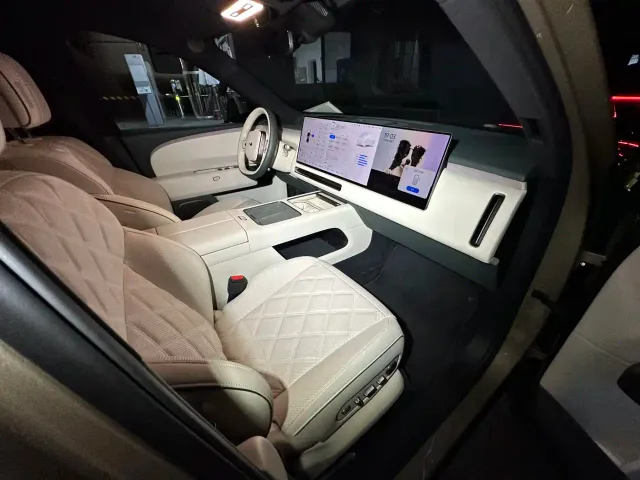 Li Auto Li Xiang L9 2026 Base Model — Фото автомобиля 4
