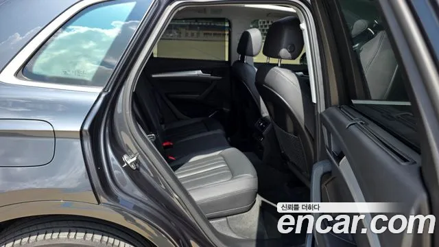 Audi Q5 40 TDI quattro — Фото автомобиля 16