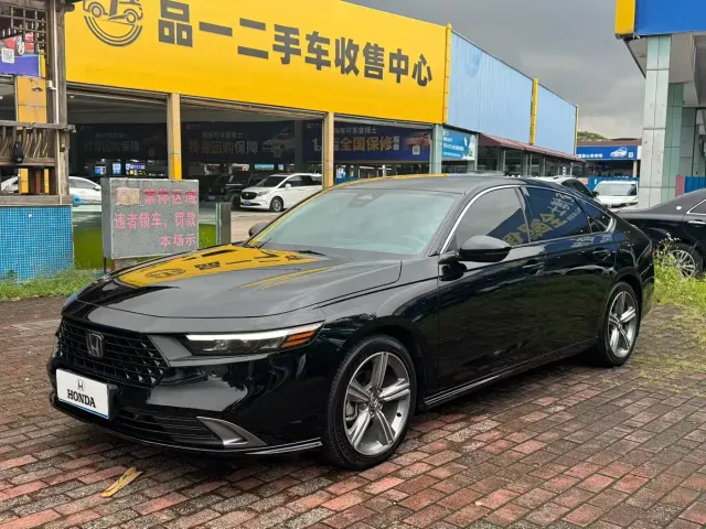 Фотография автомобиля — Honda Accord