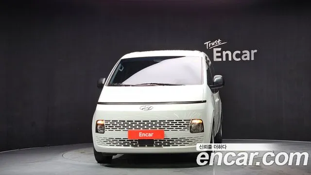 Hyundai Staria Staria Tourer 11 мест — Фото автомобиля 3