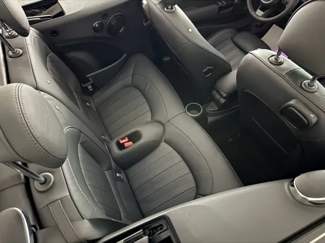 MINI Hatch — Фото автомобиля 16