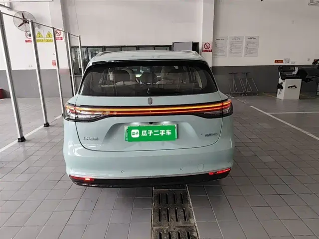 Shangjie SUV — Фото автомобиля 5