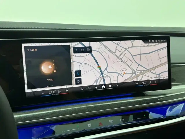 BMW i7 — Фото автомобиля 19