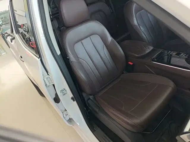 Dongfeng Rich 7 — Фото автомобиля 24