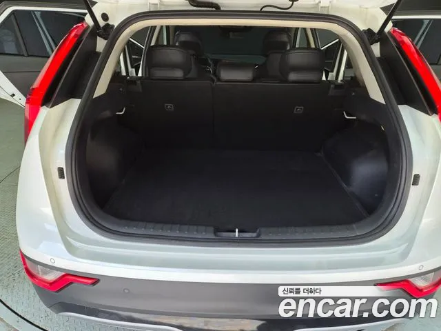Kia Niro All Niro EV Air — Фото автомобиля 10