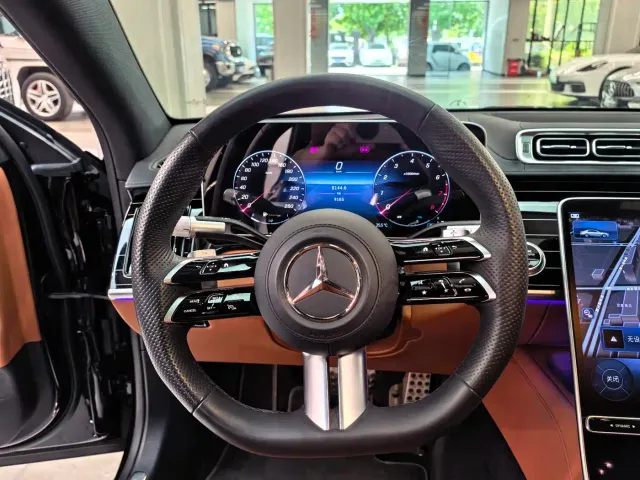 Mercedes-Benz S-Class — Фото автомобиля 11