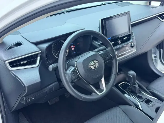Toyota Corolla — Фото автомобиля 5