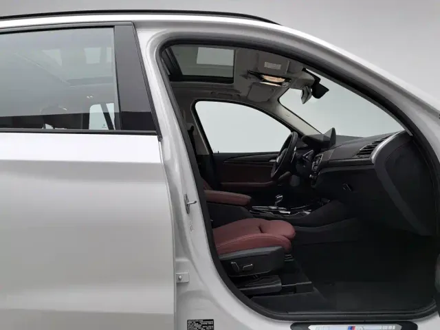 BMW BMW X3 2023 Facelift xDrive30i Leading M Night Package — Фото автомобиля 23